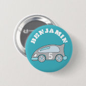 Niedlicher Blue Race Car Birthday Button mit Name (Vorne & Hinten)