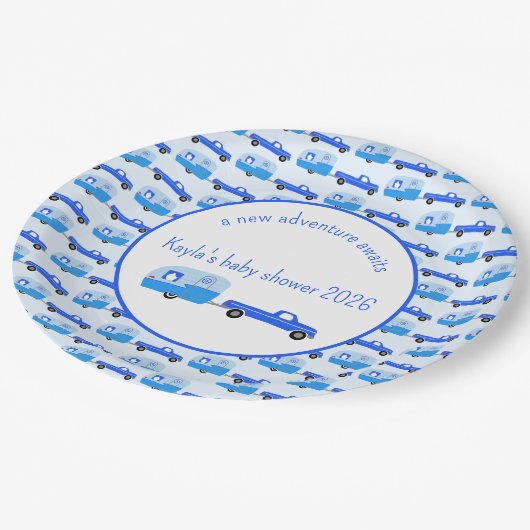 Niedlicher Blue Truck & Trailer RV Erlebnis Pappteller (Schrägansicht)