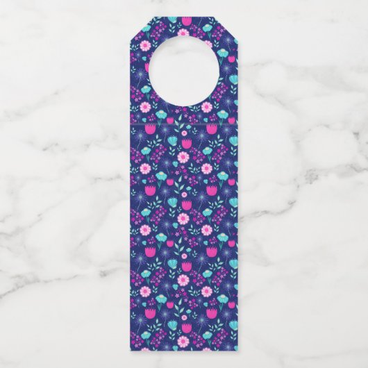 Niedlicher Blumenhintergrund Flaschenanhänger (Rückseite)
