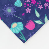 Niedlicher Blumenhintergrund Fleecedecke (Ecke)