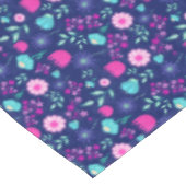 Niedlicher Blumenhintergrund Tischdecke (Schrägansicht)