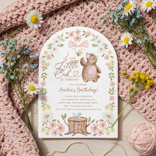 Niedlicher Blumenwaldbär Kleiner Cub 1. Geburtstag Einladung