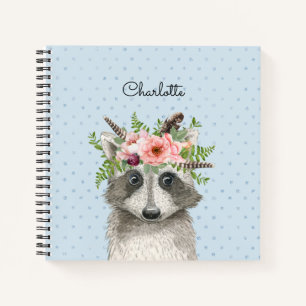 Niedlicher Boho Raccoon mit Blumen und Feathers Cr Notizblock