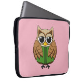 Niedlicher Bookworm Owl Reading Book Cartoon Laptopschutzhülle (Vorne Rechts)