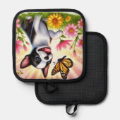 Niedlicher Boston Terrier Welpe spielen mit Schmet Topflappen (Vorderseite/Rückseite)