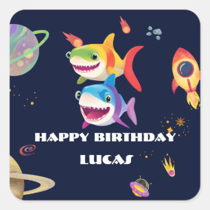 Niedlicher Boy Shark Galaxy Rocket Geburtstagspart Quadratischer Aufkleber
