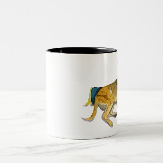 Niedlicher Brindle Hund, der Zweifarbige Tasse (Mittel)