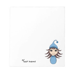 Niedlicher brünetter Pjama-Girl-Chibi Notizblock