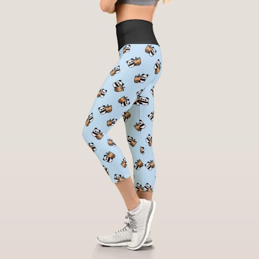 Niedlicher Bubble Tee & Panda Bär Capri Leggings (Links)