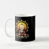 Niedlicher Buddha durch meditative friedliche Yoga Kaffeetasse (Links)