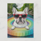 Niedlicher Bulldog genießt eine Floattour Postkarte (Vorderseite)