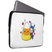 Niedlicher Bunny Hugging Candy Corn Laptopschutzhülle (Vorne Rechts)