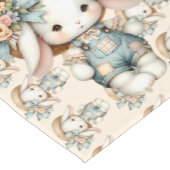 Niedlicher Bunny in Overalls mit Strohhut & Bow Kurzer Tischläufer (Ecke)