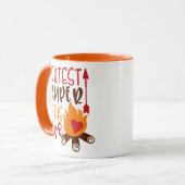 Niedlicher Camper am Campfire Funny Camping Tasse (Vorderseite Links)