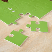 Niedlicher Cartoon-Bär in einer magischen Waldland Puzzle (Seite)