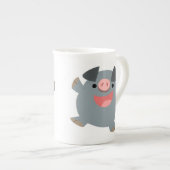 Niedlicher Cartoon Bouncy Pig Knochen China Tasse (Vorderseite Rechts)