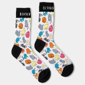 Niedlicher Cartoon Cats Muster | Monogramm Socken (Rechts)