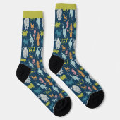 Niedlicher Cartoon Cryptids Cryptozoology Guide Socken (Rechts)
