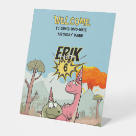 Niedlicher Cartoon Dinosaur Geburtstag Sockelschild