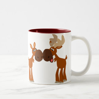 Niedlicher Cartoon Elch Ehepaar in Liebe Tasse