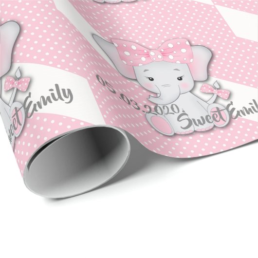 Niedlicher Cartoon-Elefant auf einem rosa weißen P Geschenkpapier (Rolleneckpunkt)