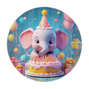 Niedlicher Cartoon-Elefant feiert Geburtstag Schneidebrett