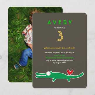 Niedlicher Cartoon Grüner Alligator Kindergeburt F Einladung