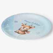 Niedlicher Cartoon Hirsch im Schnee Pappteller (Schrägansicht)