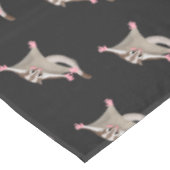 Niedlicher Cartoon-Illustrator Tischdecke (Schrägansicht)