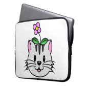 Niedlicher Cartoon Katze mit Blume auf ihrem Kopf Laptopschutzhülle (Vorderseite Links)