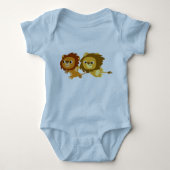 Niedlicher Cartoon Löwen in Eile Baby Bekleidung Baby Strampler (Vorderseite)