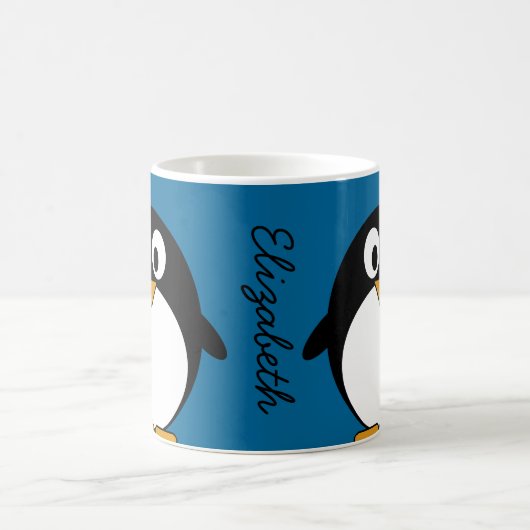 niedlicher Cartoon Penguin-Blauhintergrund Kaffeetasse (Mittel)