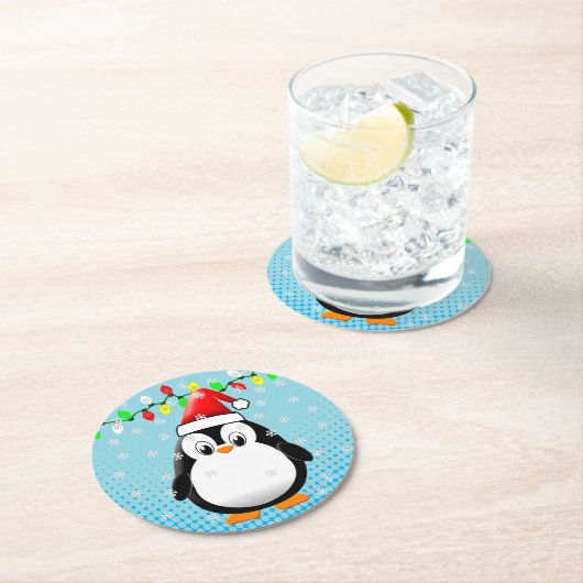 Niedlicher Cartoon Pinguin Weihnachtsmannmütze Wei Runder Pappuntersetzer (Vor Ort)