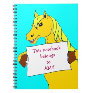 Niedlicher Cartoon Pony mit Meldung Notizblock