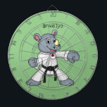 Niedlicher Cartoon Rhino kung fu Cartoon Dartscheibe<br><div class="desc">Dieser niedliche Nashorn ist ein Kung Fu Meister! Gezeichnet in lustigen Cartoon Stil.</div>