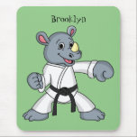 Niedlicher Cartoon Rhino kung fu Cartoon Mousepad<br><div class="desc">Dieser niedliche Nashorn ist ein Kung Fu Meister! Gezeichnet in lustigen Cartoon Stil.</div>