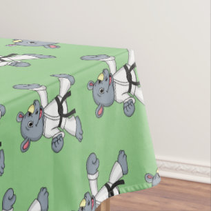 Niedlicher Cartoon Rhino kung fu Cartoon Tischdecke