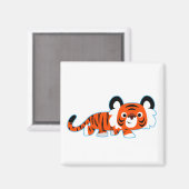 Niedlicher Cartoon Tiger auf dem Wuchelmagnet Magnet (Vorderseite/Rückseite)