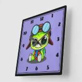 Niedlicher Cartoon Turtle in Aviator Hat Quadratische Wanduhr (Winkel)