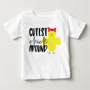 Niedlicher Chick Around Girl Osterfest T - Shirt