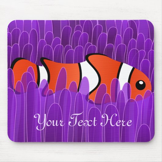 Niedlicher Clownfisch und schöner Lila Meeresanemo Mousepad (Vorne)