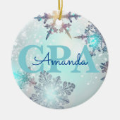 Niedlicher CPA Ice Blue Snowflake Personalisierter Keramik Ornament (Vorne)