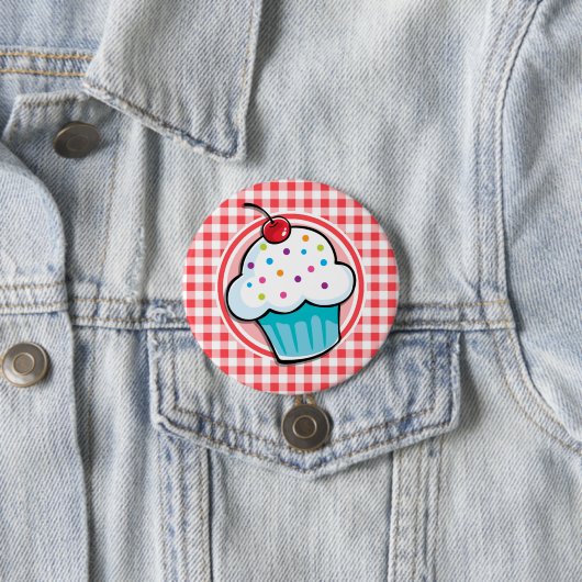 Niedlicher Cupcake auf Rot und Weiß Gingham Button (Beispiel)