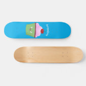 Niedlicher Cupcake Cartoon Skateboard (Horizontal)