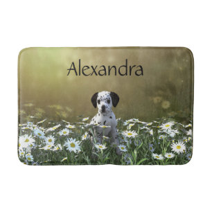 Niedlicher Dalmatiner Welpe in Daisies Badematte