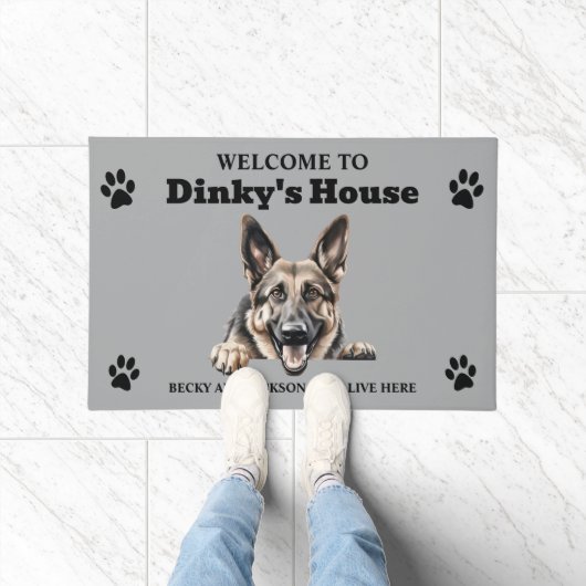 Niedlicher deutscher Schäferhund Fußmatte (Indoor)