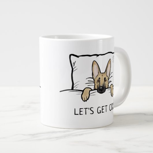 Niedlicher deutscher Schäferhund in Bett getuckt Jumbo-Tasse (Vorderseite Rechts)