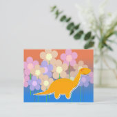 Niedlicher Dinosaurier auf dem Blume Postkarte (Stehend Vorderseite)