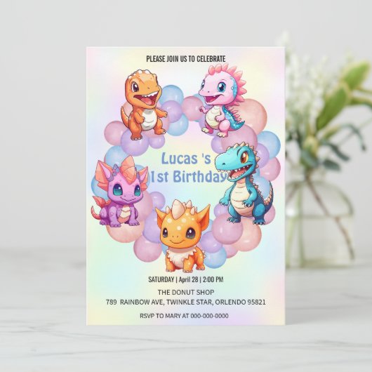 Niedlicher Dinosaurier Ballon School Kindergeburts Einladung (Stehend Vorderseite)