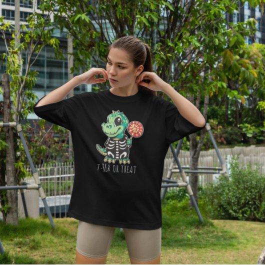 Niedlicher Dinosaurier in Kostümen T-Shirt